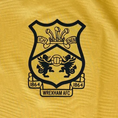 Wrexham AFC Drittes Trikot 2024-2025