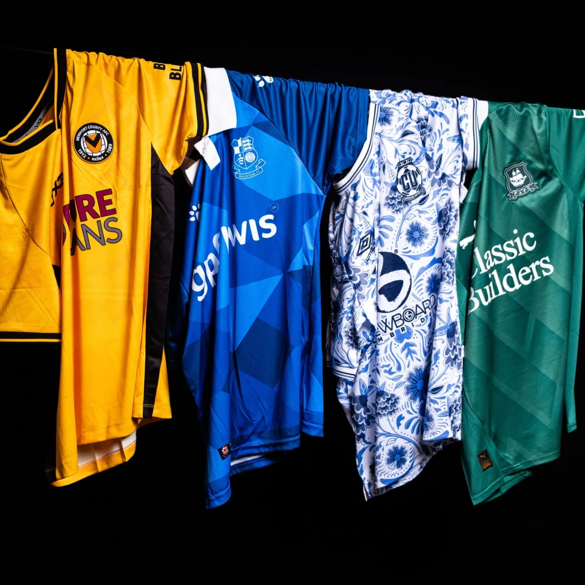 England Season Box (12x)